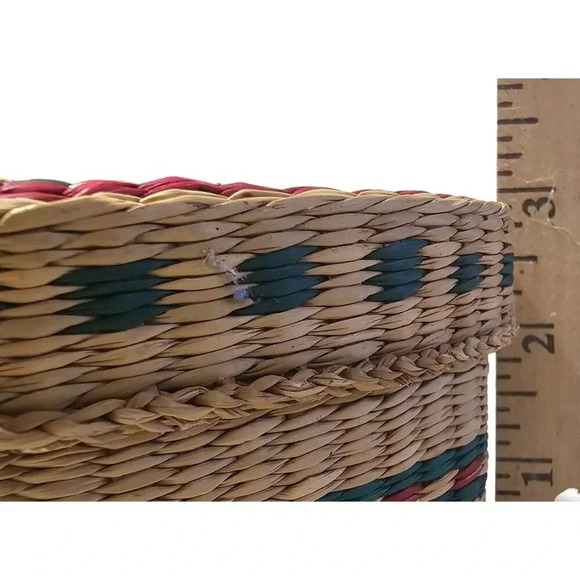 Vtg Handwoven Sweetgrass Basket w Lid from The Peoples Republic China 3" x 5" - Picture 8 of 9